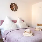 Апартаменты Smartstay 91 M2, Balkon, Parkplatz, Self Check-in, 2 Wcs, Kaffeevollautomat