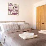 Апартаменты Smartstay 91 M2, Balkon, Parkplatz, Self Check-in, 2 Wcs, Kaffeevollautomat