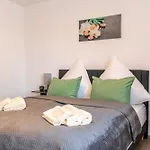 Апартаменты Smartstay 91 M2, Balkon, Parkplatz, Self Check-in, 2 Wcs, Kaffeevollautomat *