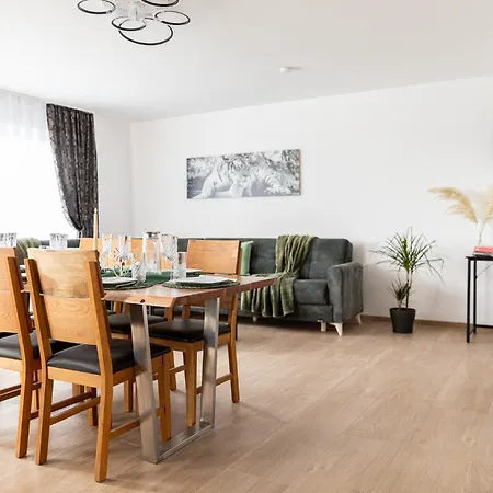 Smartstay 91 M2, Balkon, Parkplatz, Self Check-in, 2 Wcs, Kaffeevollautomat * Plattling