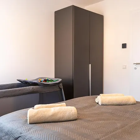 Smartstay 91 M2, Balkon, Parkplatz, Self Check-in, 2 Wcs, Kaffeevollautomat Apartamento Plattling