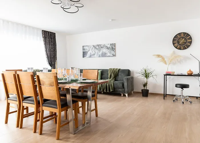 Smartstay 91 M2, Balkon, Parkplatz, Self Check-in, 2 Wcs, Kaffeevollautomat * Plattling