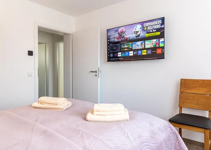 Smartstay 91 M2, Balkon, Parkplatz, Self Check-in, 2 Wcs, Kaffeevollautomat 普拉特灵