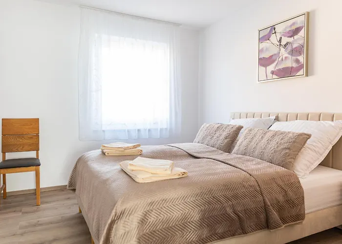 Smartstay 91 M2, Balkon, Parkplatz, Self Check-in, 2 Wcs, Kaffeevollautomat * Plattling
